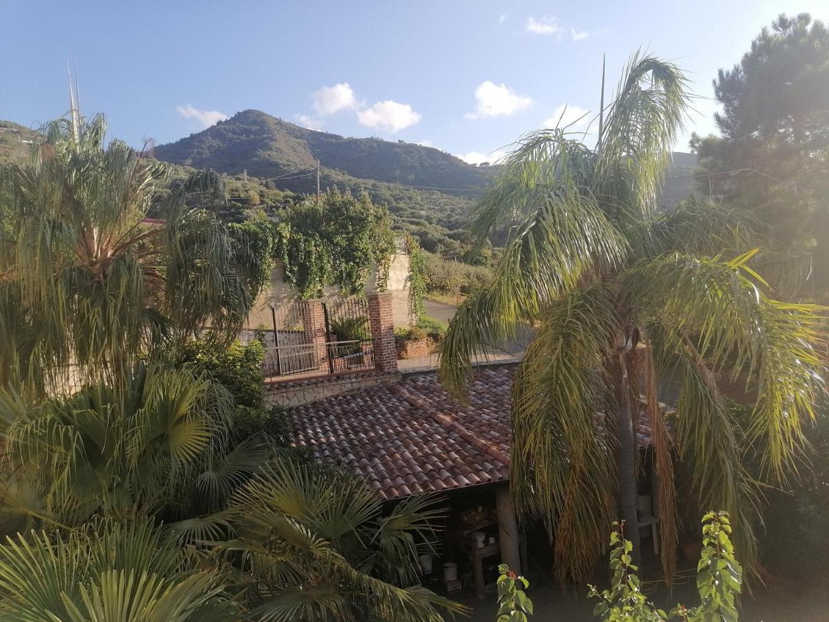 Da Rosa E Ignazio Casa de hóspedes Piraino Exterior foto
